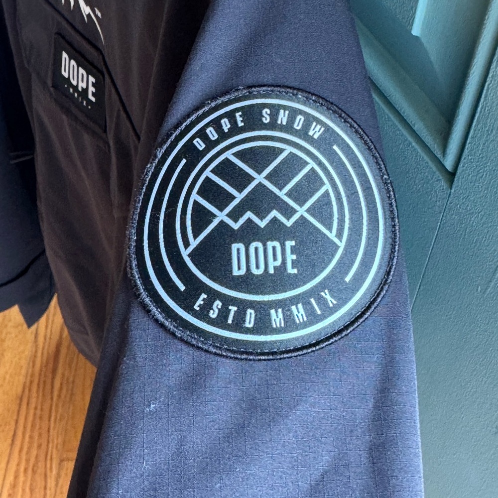 DOPE Black Mountain Logo Jacket - image 6